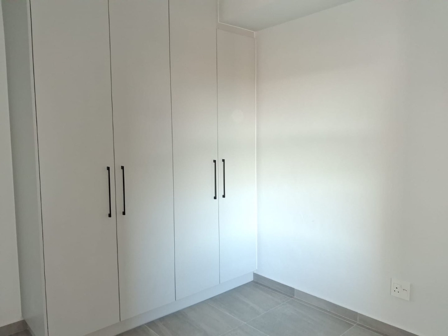 1 Bedroom Property for Sale in Table View Western Cape